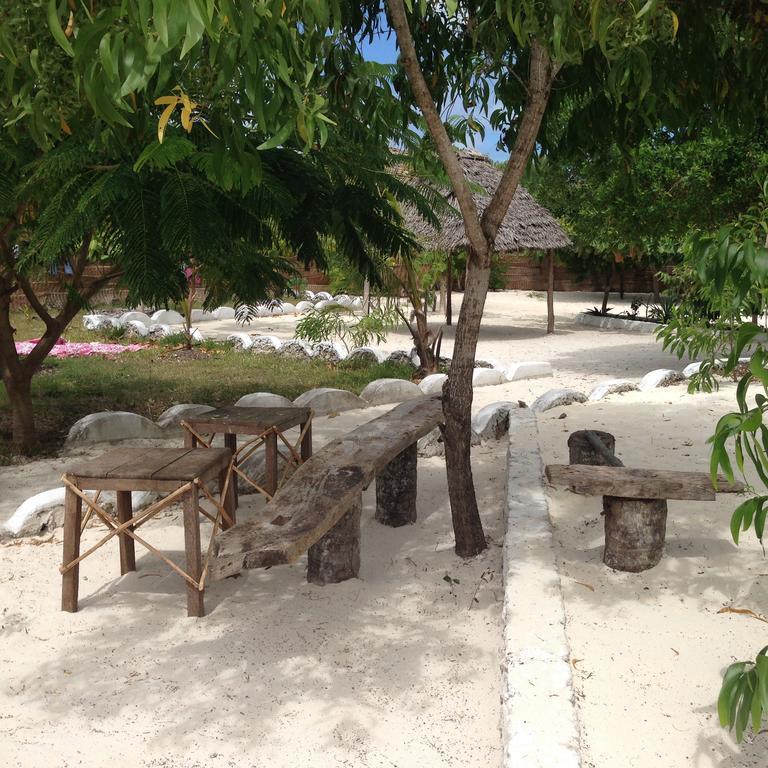 Mfumbwi Lodge 잠비아니 외부 사진