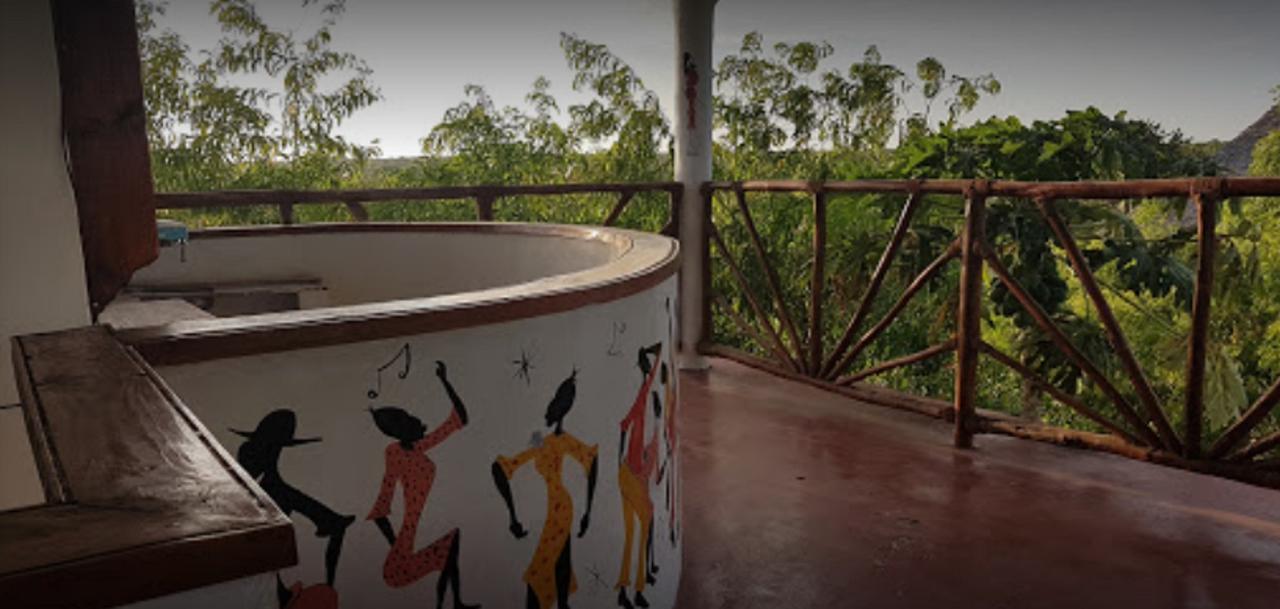 Mfumbwi Lodge 잠비아니 외부 사진